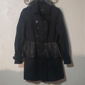 Zara women's coat sz small black like new